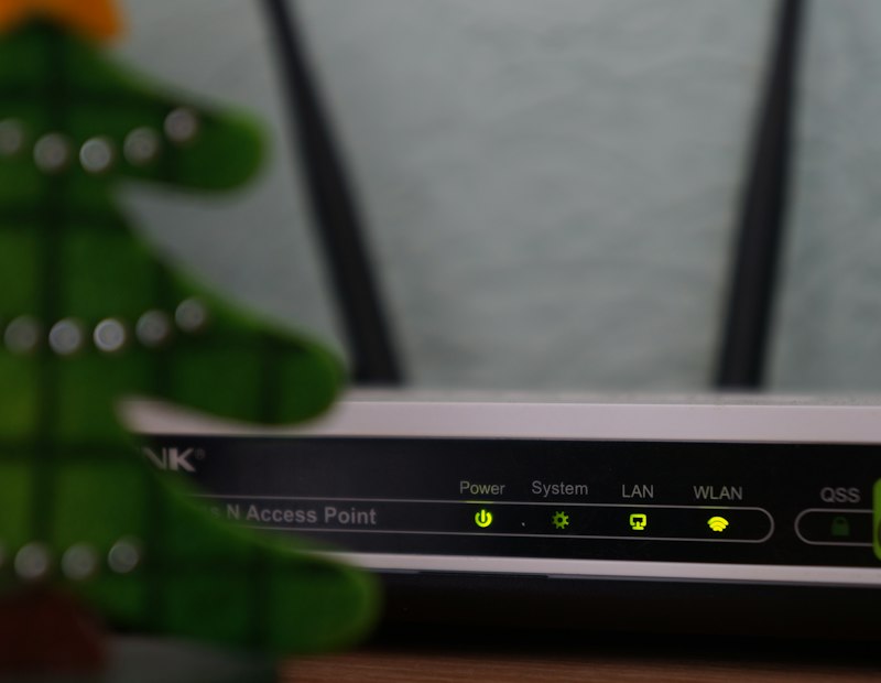 AX3000双频千兆智能家用路由器