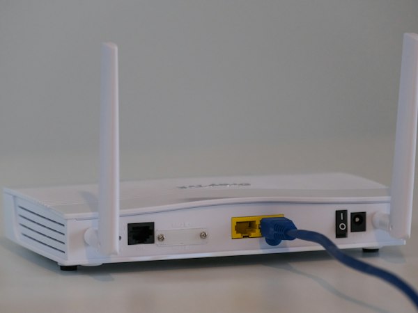 AX6000 WiFi6企业级无线路由器