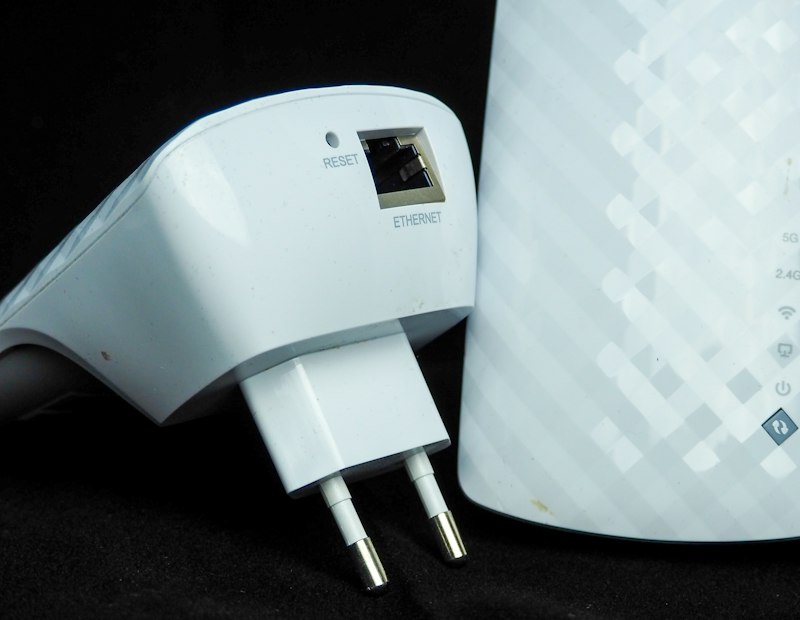 TZ-RE1200 WiFi信号增强中继器