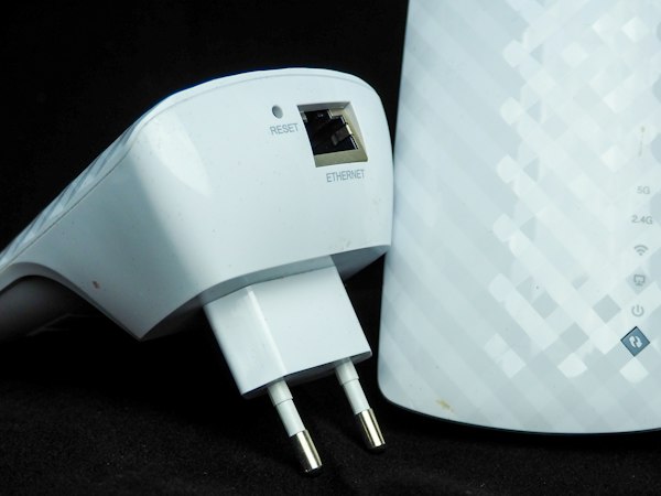 TZ-RE1200 WiFi信号增强中继器